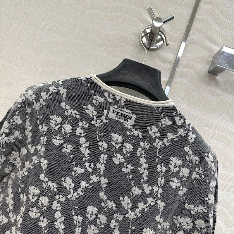 UrbanStyle Unclassified Brand T-Shirts 150285