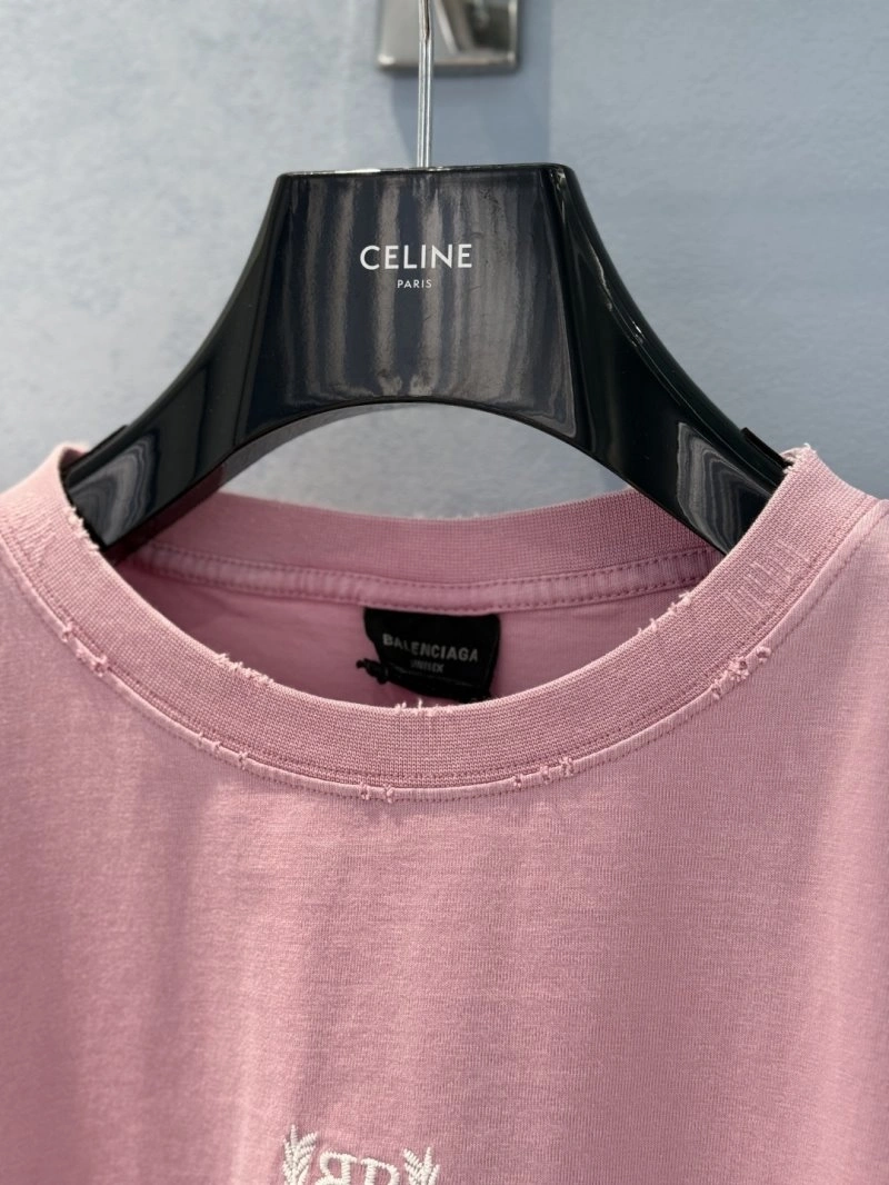 Tailored Unclassified Brand T-Shirts 150267