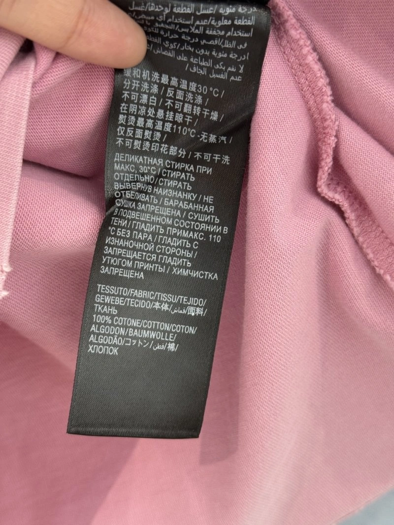 Tailored Unclassified Brand T-Shirts 150267