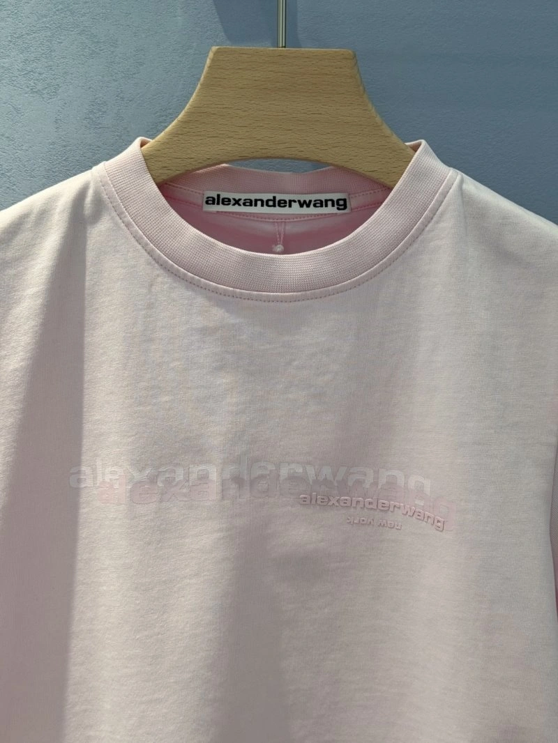 ModernLook Unclassified Brand T-Shirts 150262