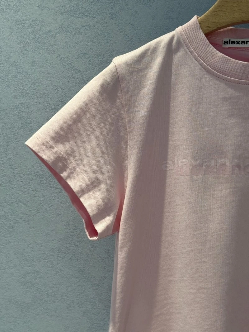ModernLook Unclassified Brand T-Shirts 150262