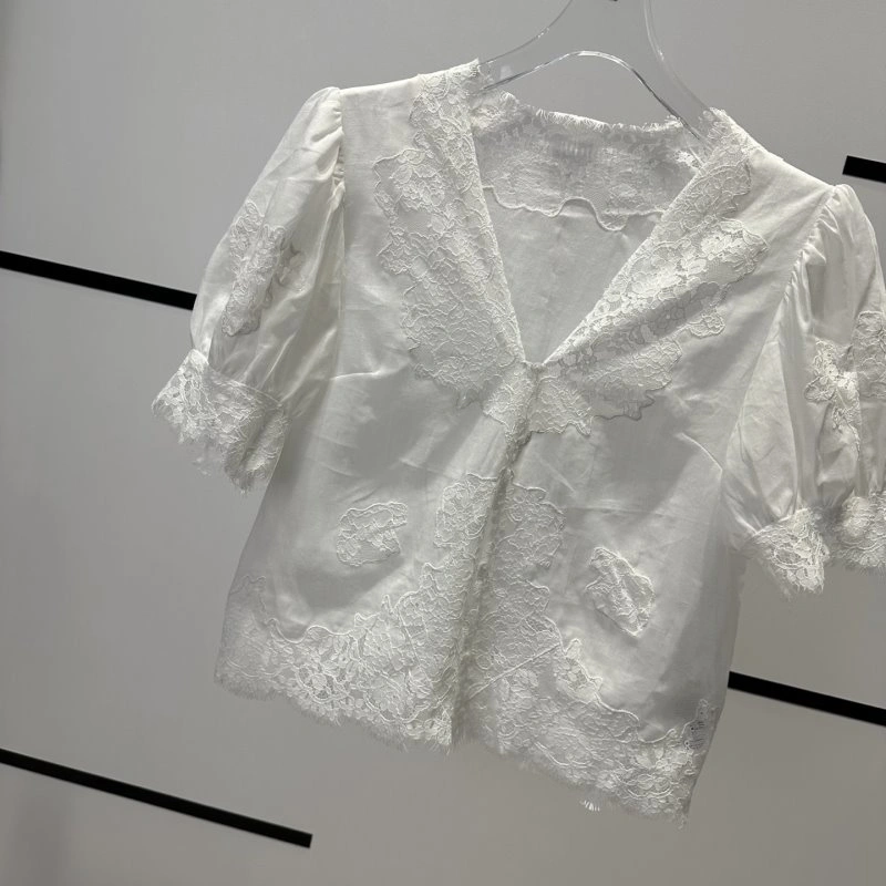 Effortless Unclassified Brand T-Shirts 155379