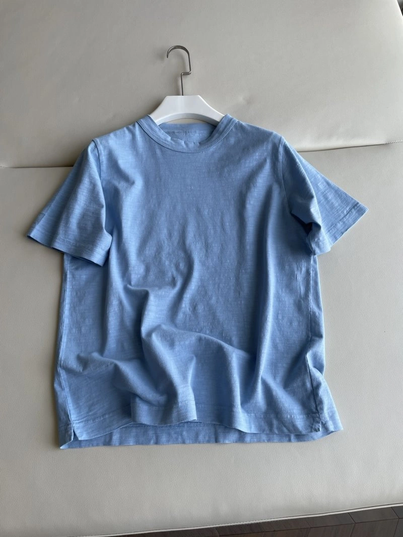 Minimalist Unclassified Brand T-Shirts 155372