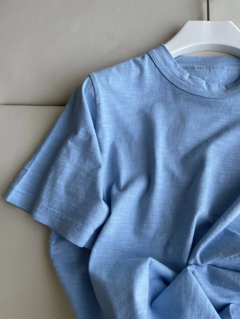 Minimalist Unclassified Brand T-Shirts 155372