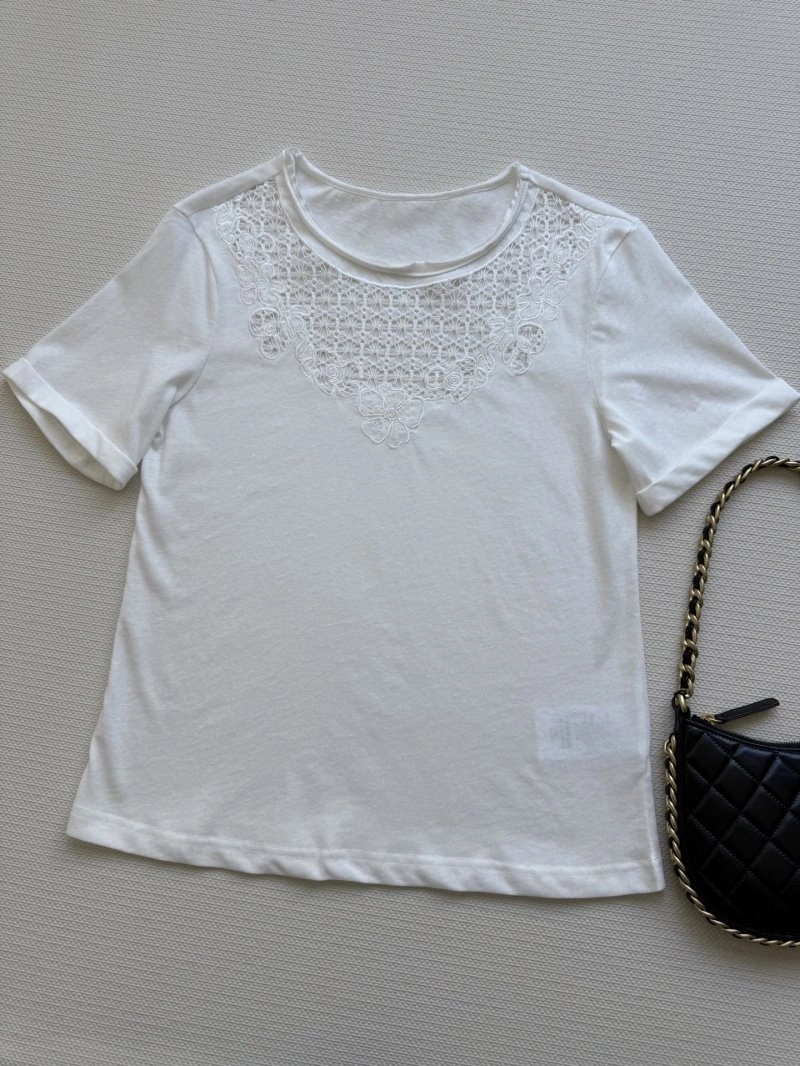 Stylish Unclassified Brand T-Shirts 155358