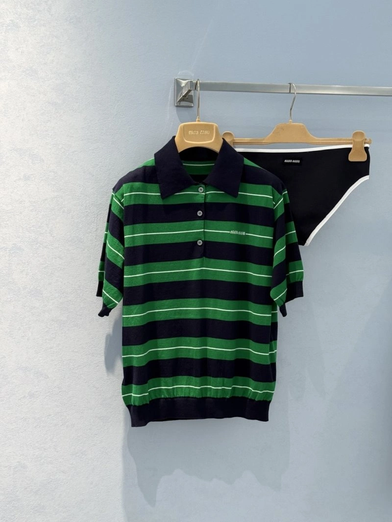Minimalist Unclassified Brand T-Shirts 155359