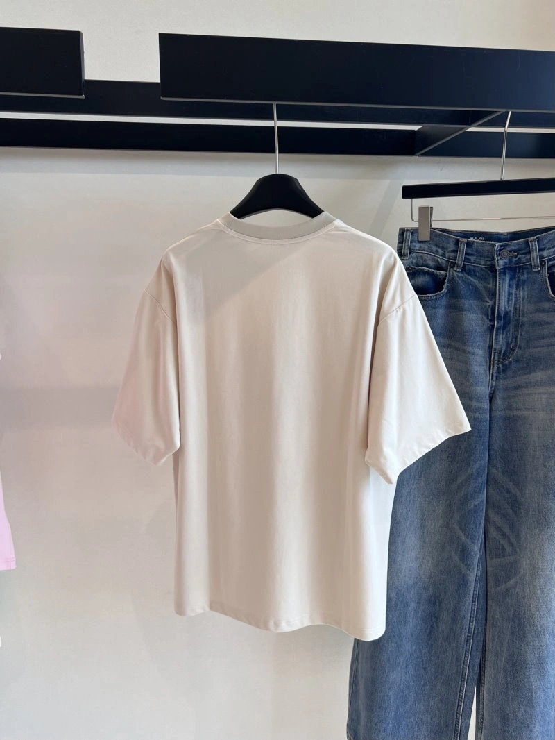 Neat Unclassified Brand T-Shirts 155353