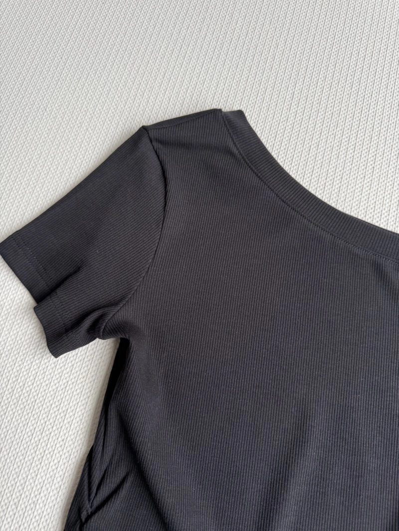 QuickDry Unclassified Brand T-Shirts 155330