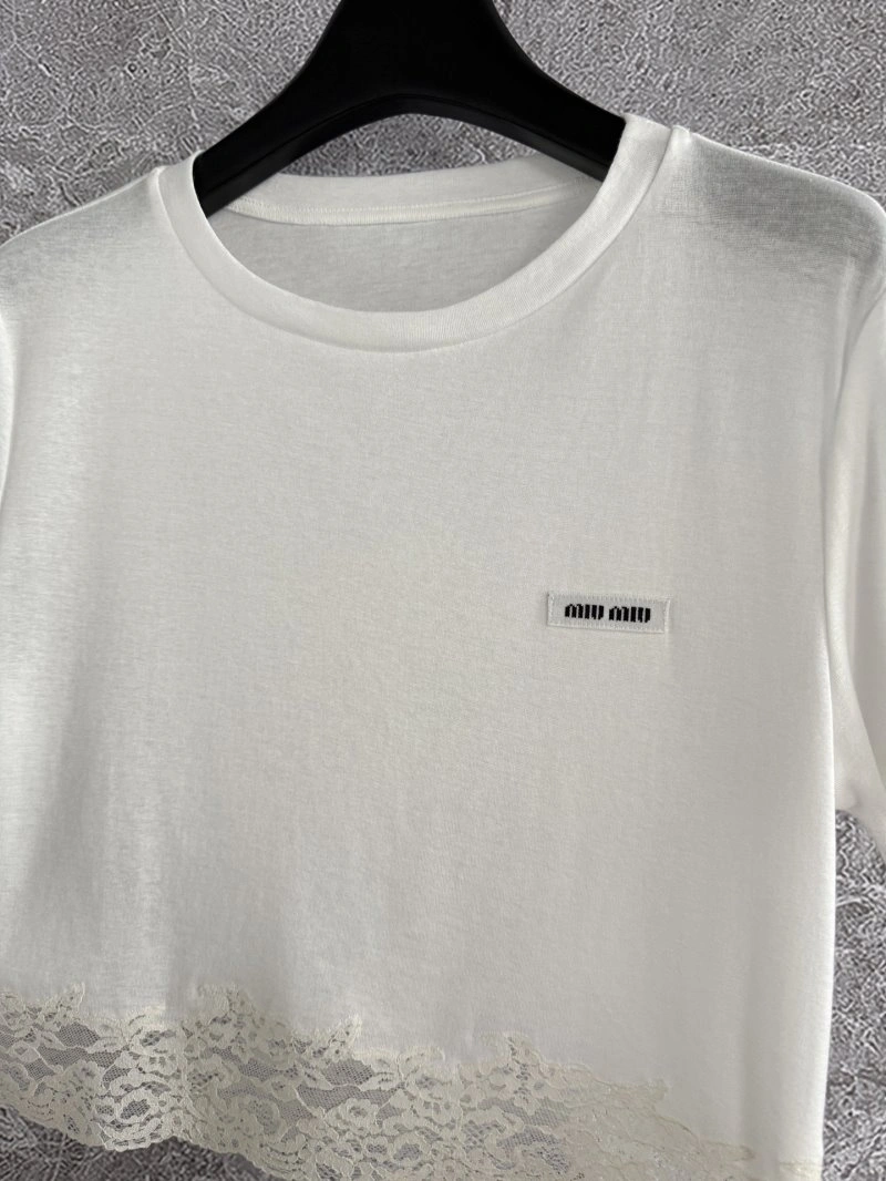 Trendy Unclassified Brand T-Shirts 155317