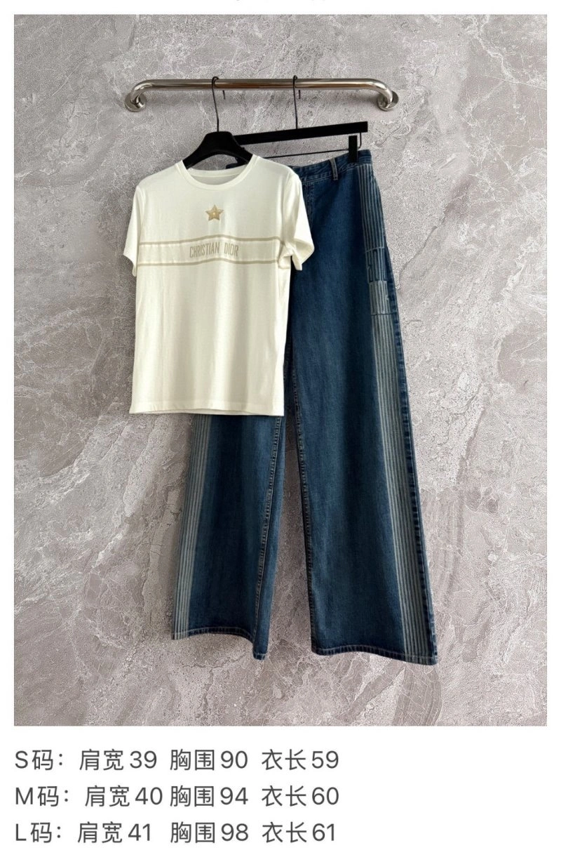 Lightweight Unclassified Brand T-Shirts 155315