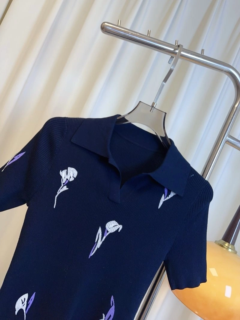 NewStyle Unclassified Brand T-Shirts 155311
