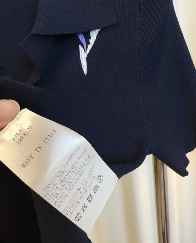 NewStyle Unclassified Brand T-Shirts 155311