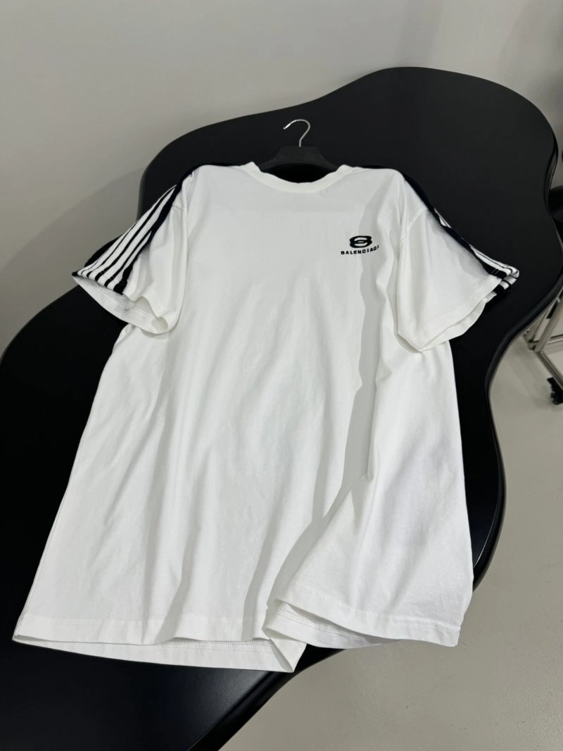 AllSeason Unclassified Brand T-Shirts 155300