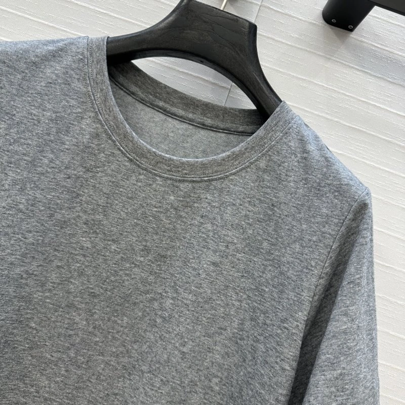 Stylish Unclassified Brand T-Shirts 155285
