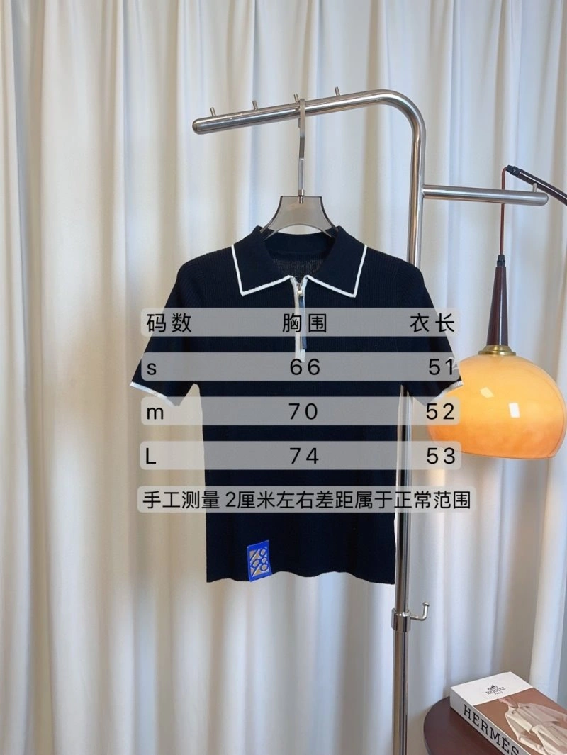 Versatile Unclassified Brand T-Shirts 155277