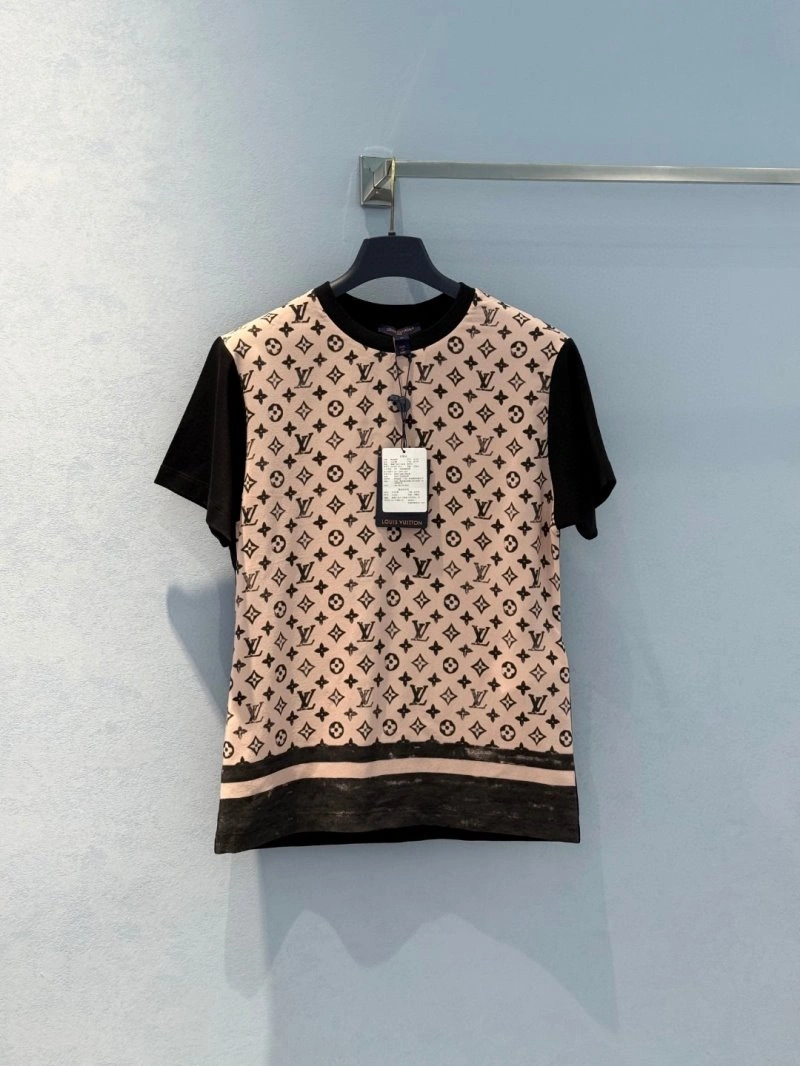Durable Unclassified Brand T-Shirts 155271