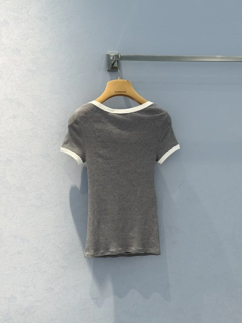 Vibrant Unclassified Brand T-Shirts 155254