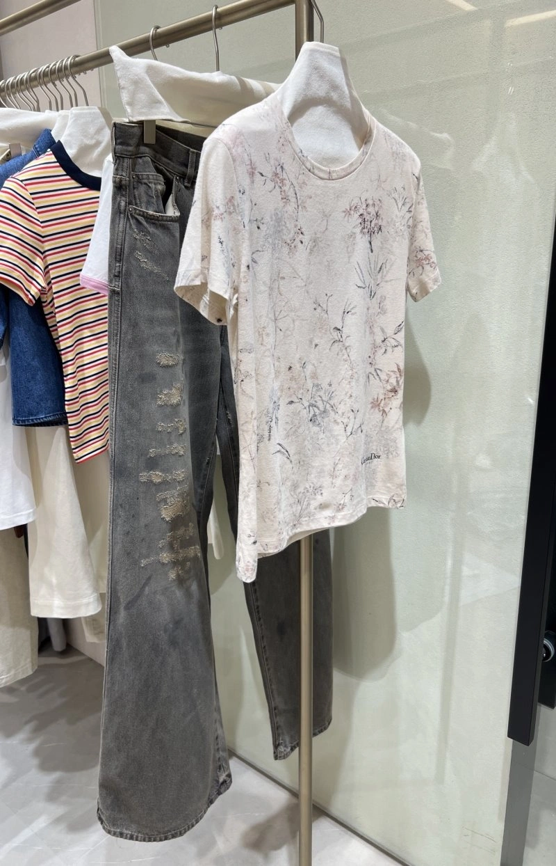 Affordable Unclassified Brand T-Shirts 155347