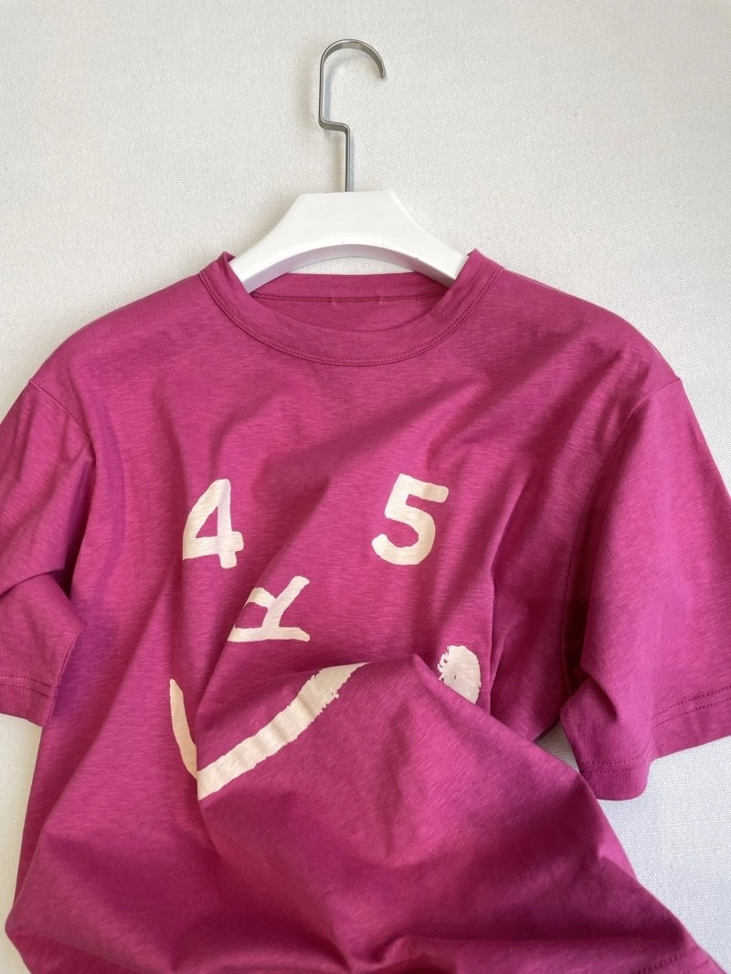 DailyWear Unclassified Brand T-Shirts 155295