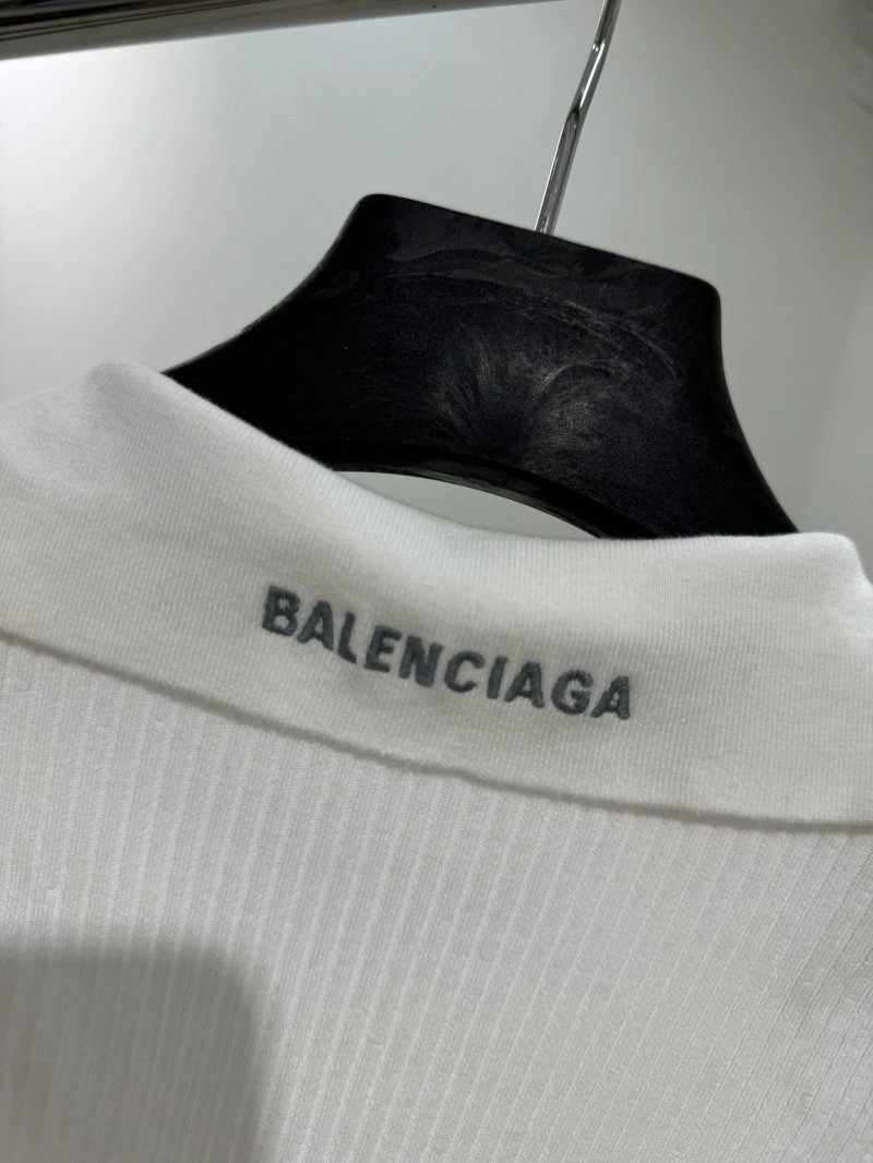 TimelessDesign Unclassified Brand T-Shirts 155334