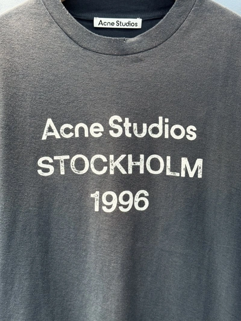 WellDesigned Unclassified Brand T-Shirts 155250