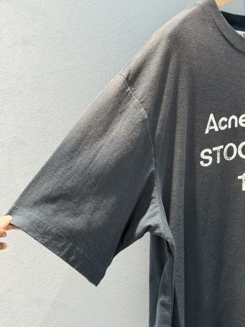 WellDesigned Unclassified Brand T-Shirts 155250