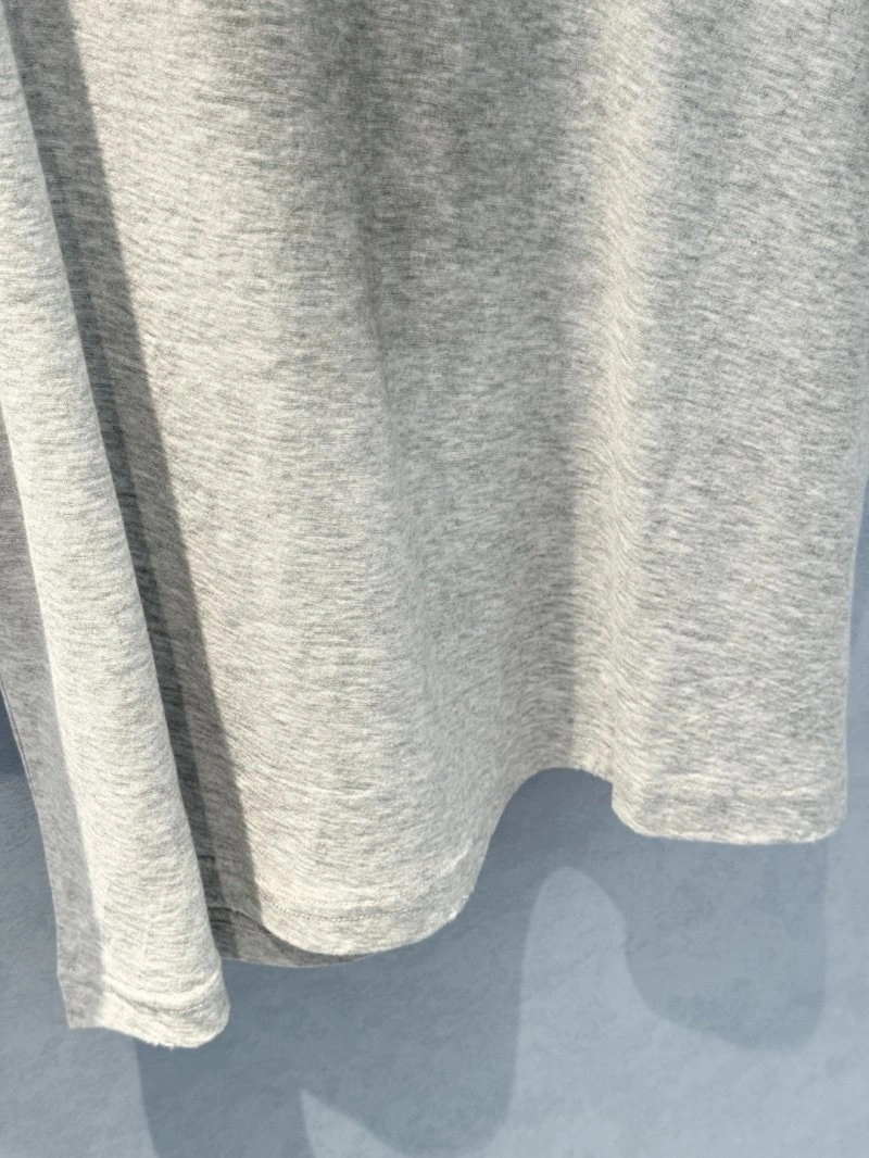 Compact Unclassified Brand T-Shirts 155243