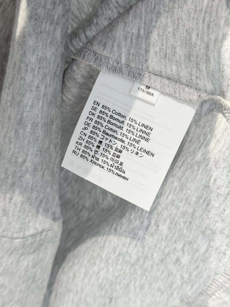 Compact Unclassified Brand T-Shirts 155243