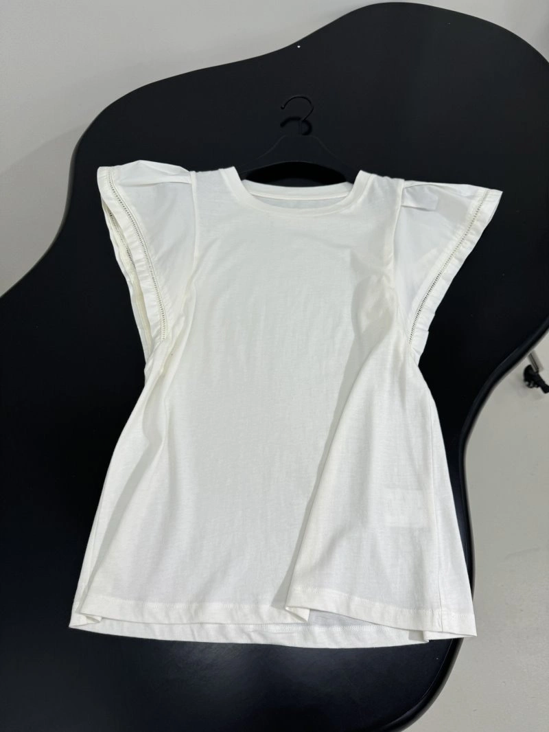 SoftTouch Unclassified Brand T-Shirts 155231