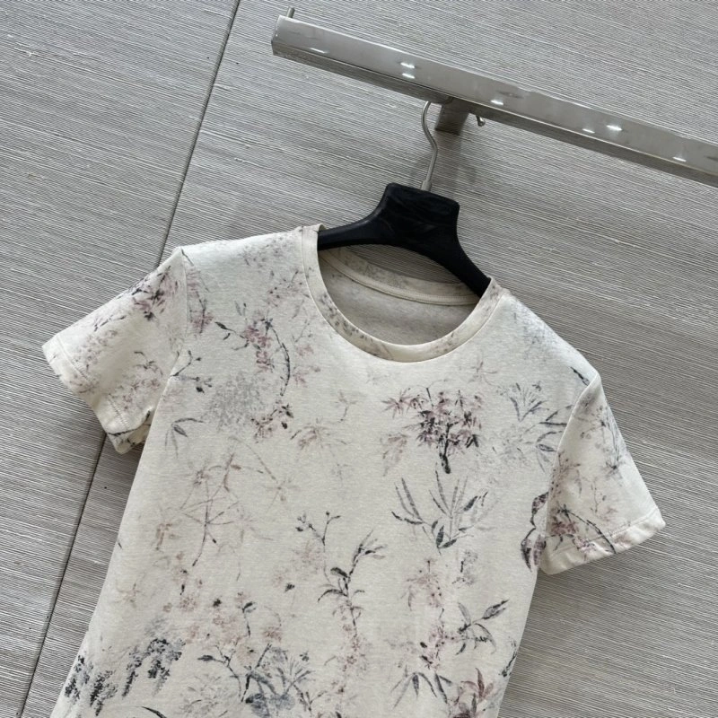 DailyWear Unclassified Brand T-Shirts 155229