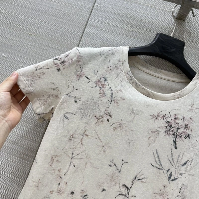 DailyWear Unclassified Brand T-Shirts 155229