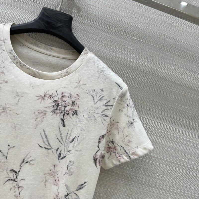 DailyWear Unclassified Brand T-Shirts 155229