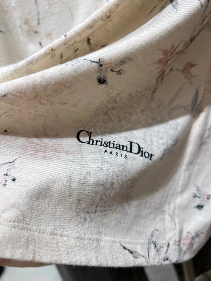 DailyWear Unclassified Brand T-Shirts 155229