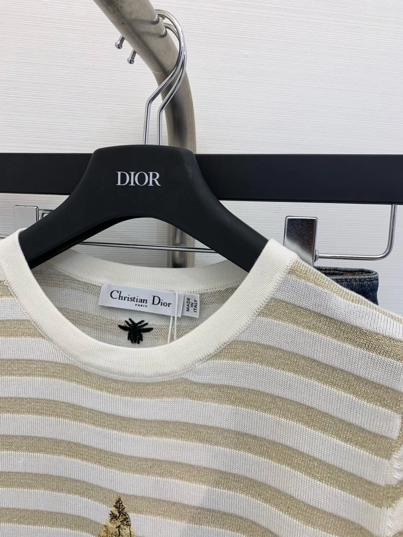 SmoothTexture Unclassified Brand T-Shirts 147340