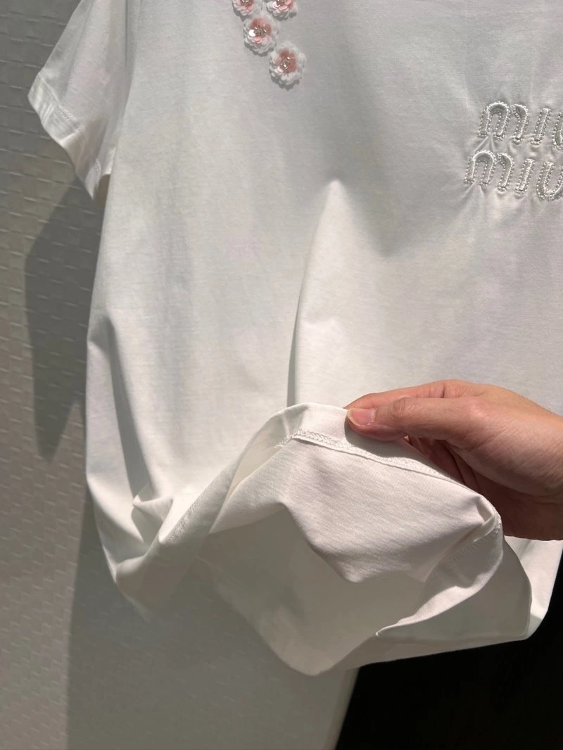 NewStyle Unclassified Brand T-Shirts 147300