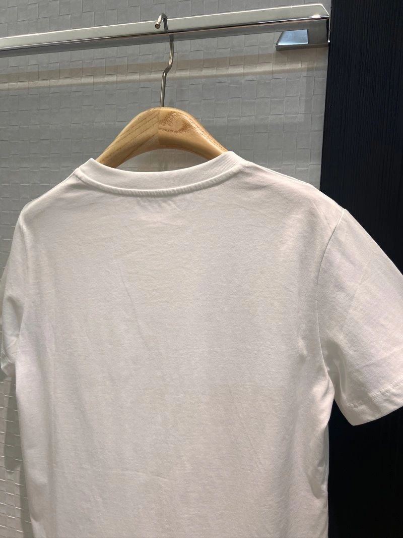 NewStyle Unclassified Brand T-Shirts 147300