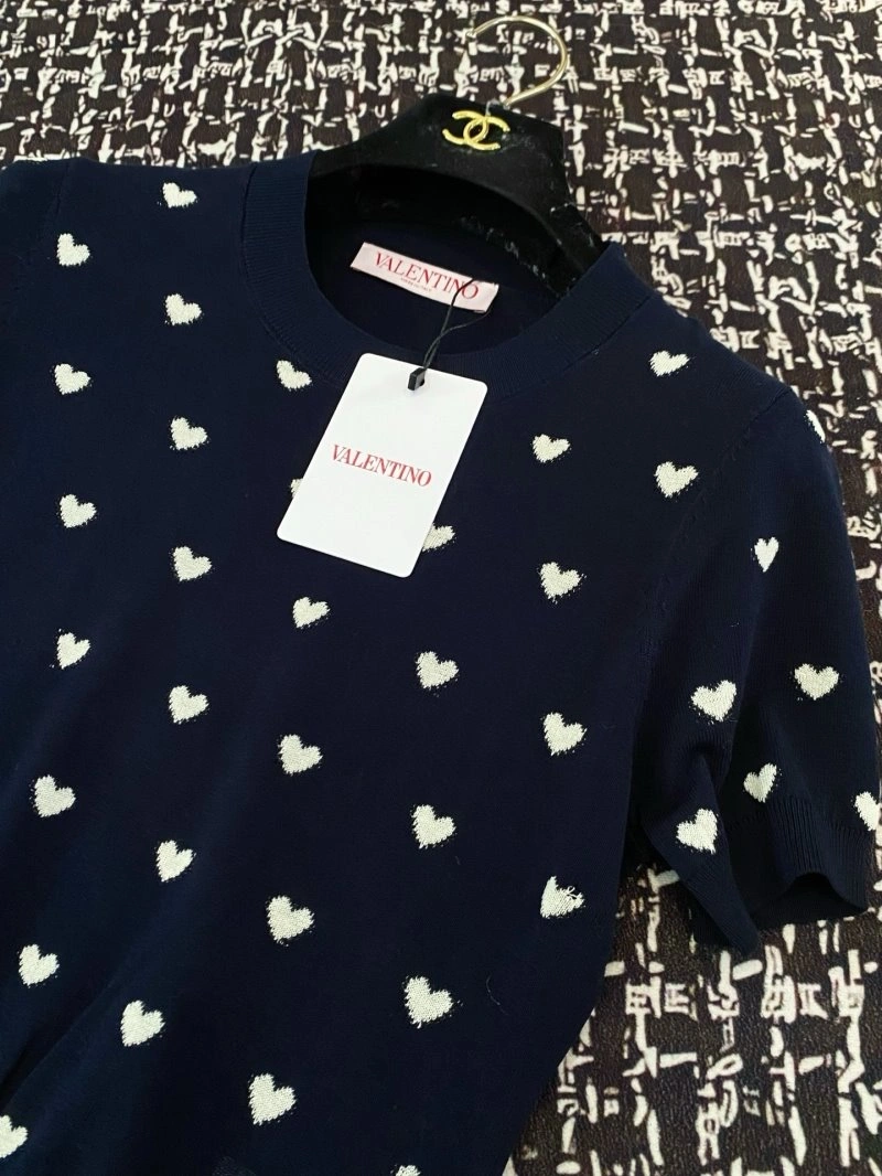 EyeCatching Unclassified Brand T-Shirts 147294