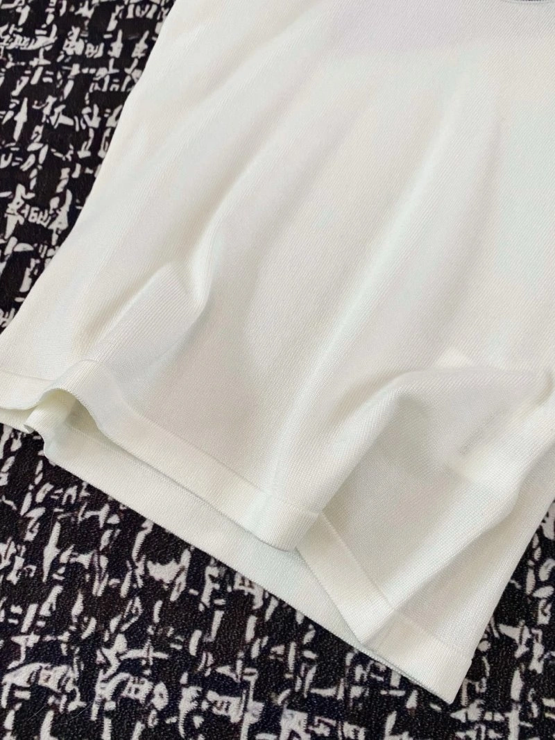 Sustainable Unclassified Brand T-Shirts 147288