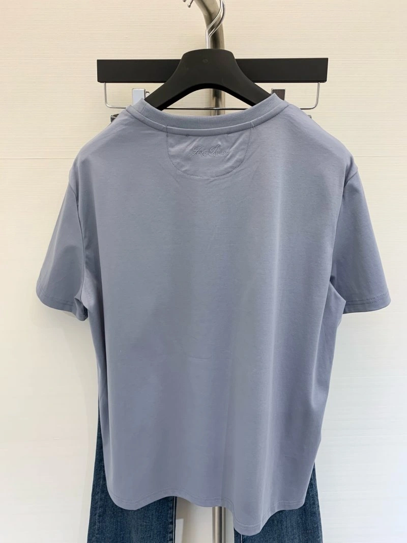 FlexibleFit Unclassified Brand T-Shirts 147282