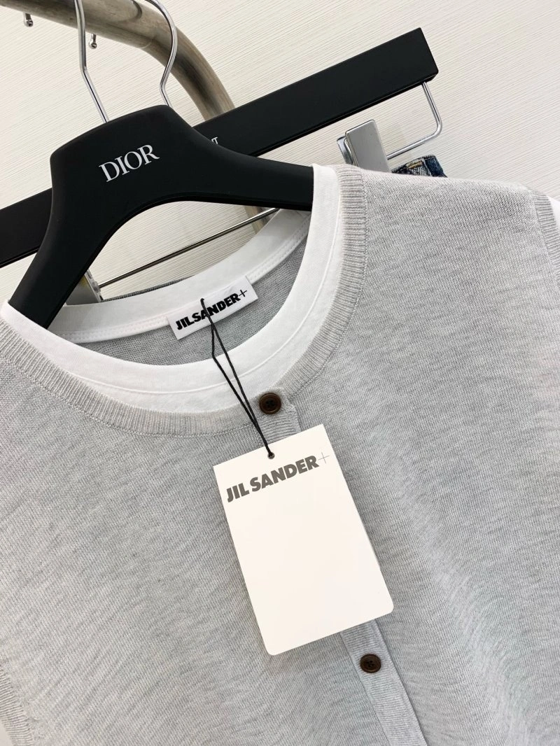 SunProtective Unclassified Brand T-Shirts 147283