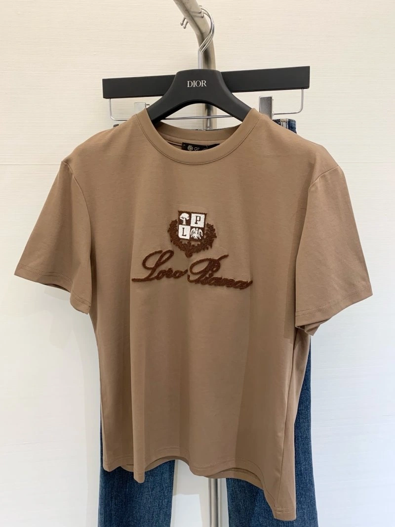 UrbanStyle Unclassified Brand T-Shirts 147278