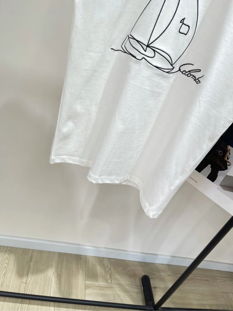 Attractive Unclassified Brand T-Shirts 147255