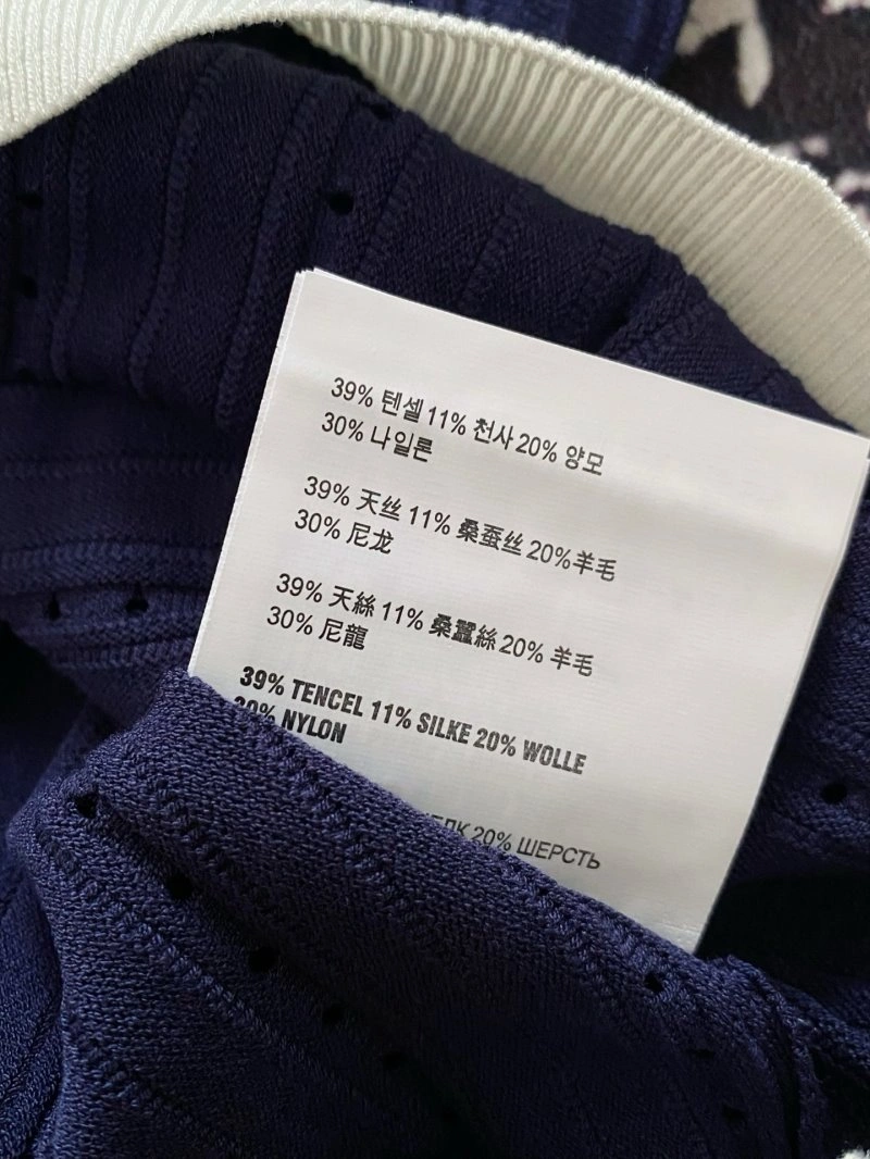 Elegant Unclassified Brand T-Shirts 147247