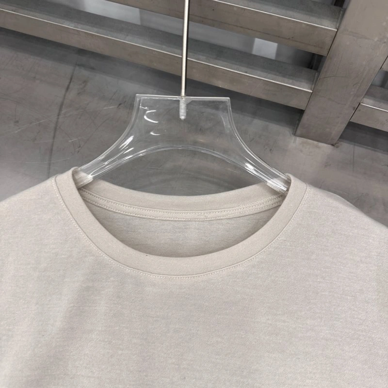 ModernLook Unclassified Brand T-Shirts 147224