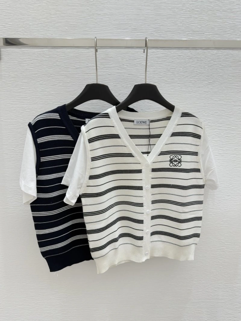 Attractive Unclassified Brand T-Shirts 147227