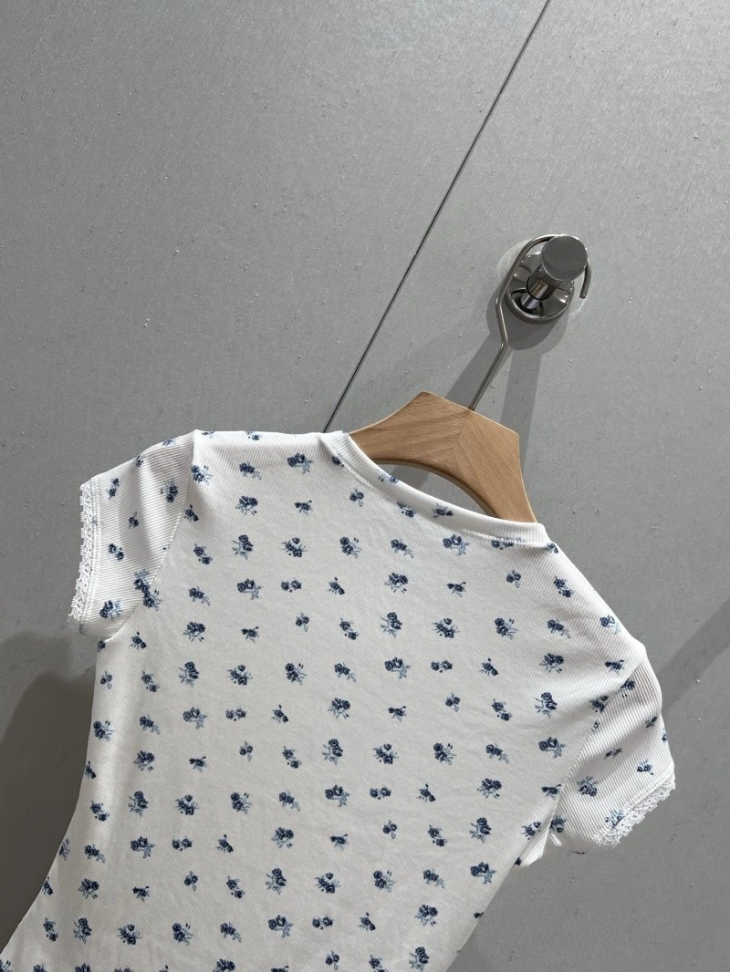 OnTrend Unclassified Brand T-Shirts 147219