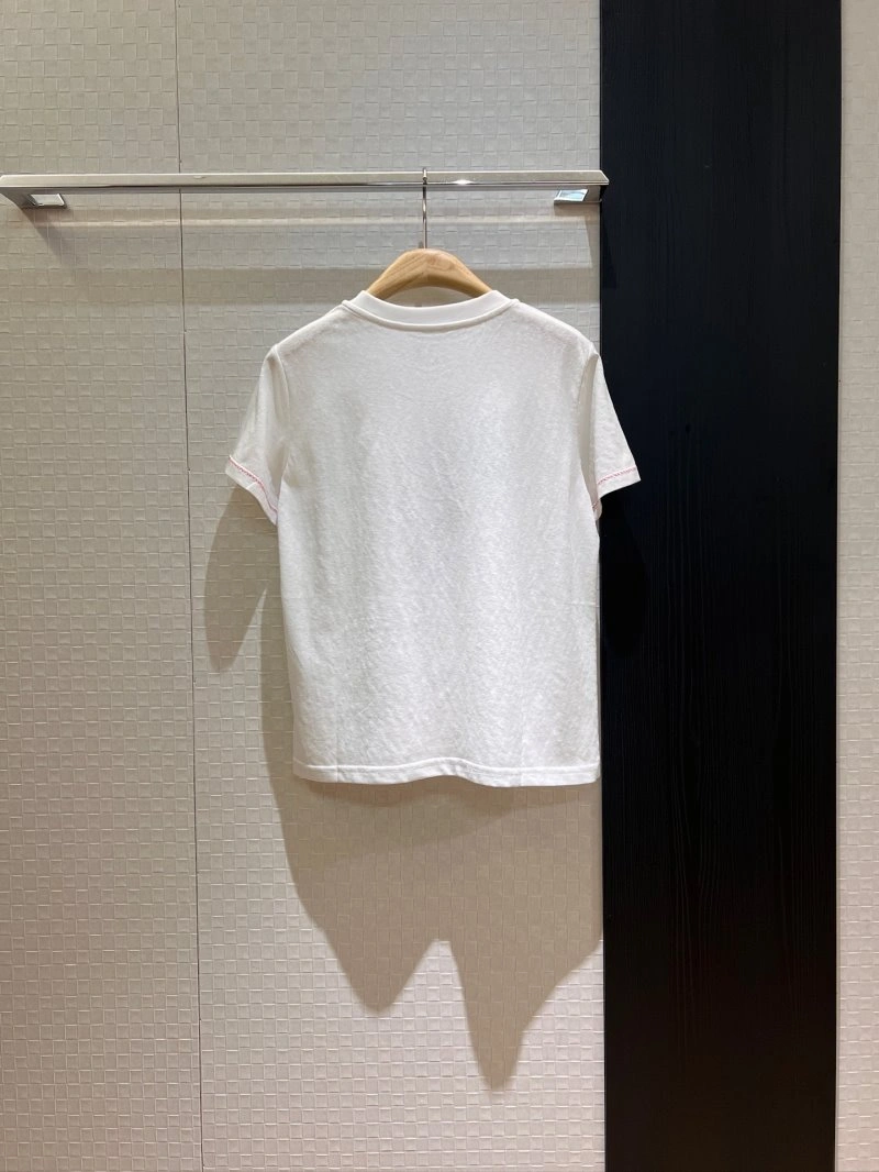 Snug Unclassified Brand T-Shirts 147205