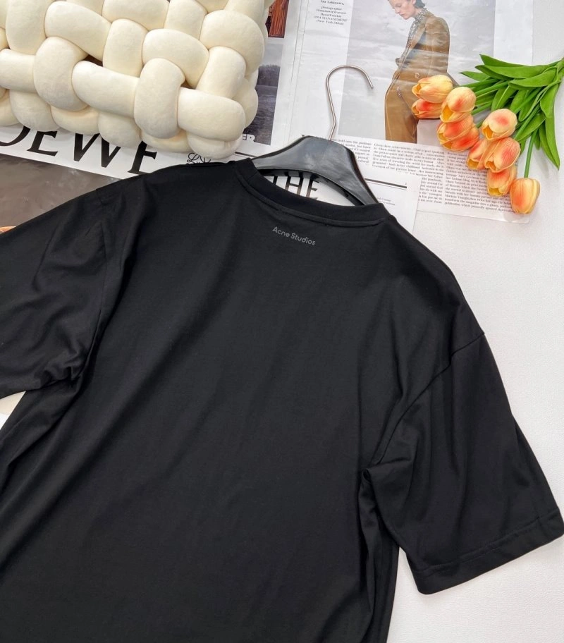 OdorResistant Unclassified Brand T-Shirts 147186