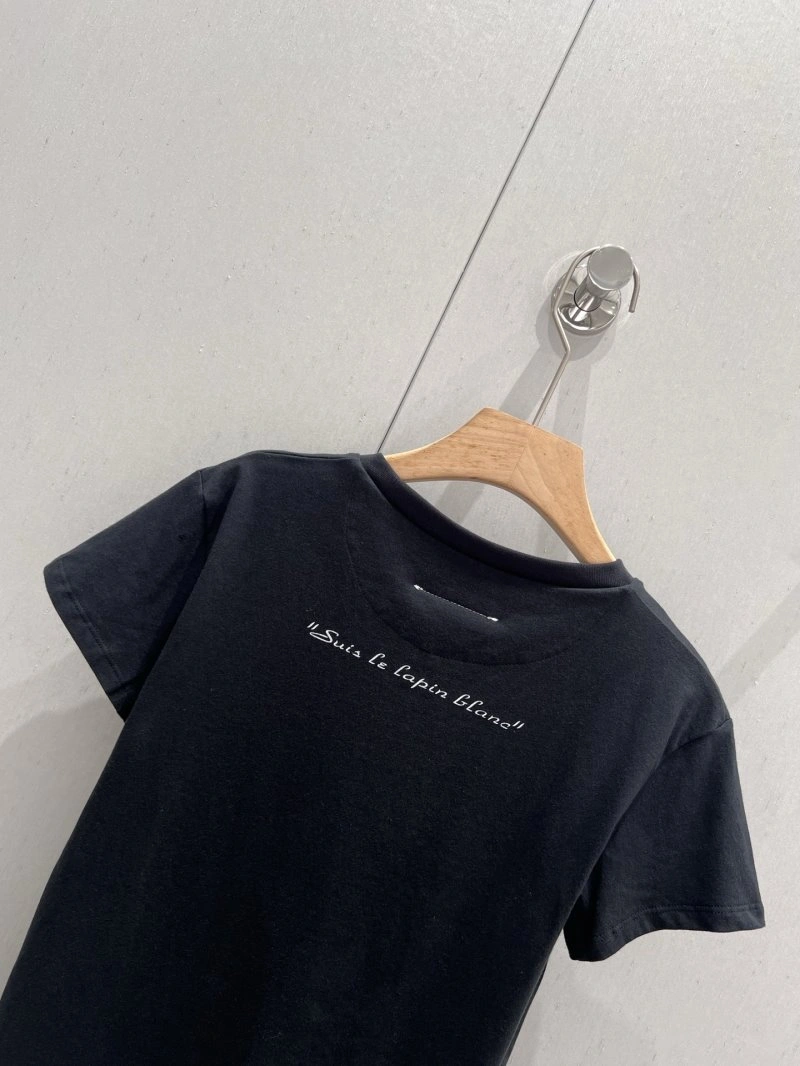 FashionForward Unclassified Brand T-Shirts 147198