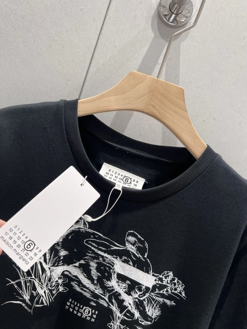 FashionForward Unclassified Brand T-Shirts 147198